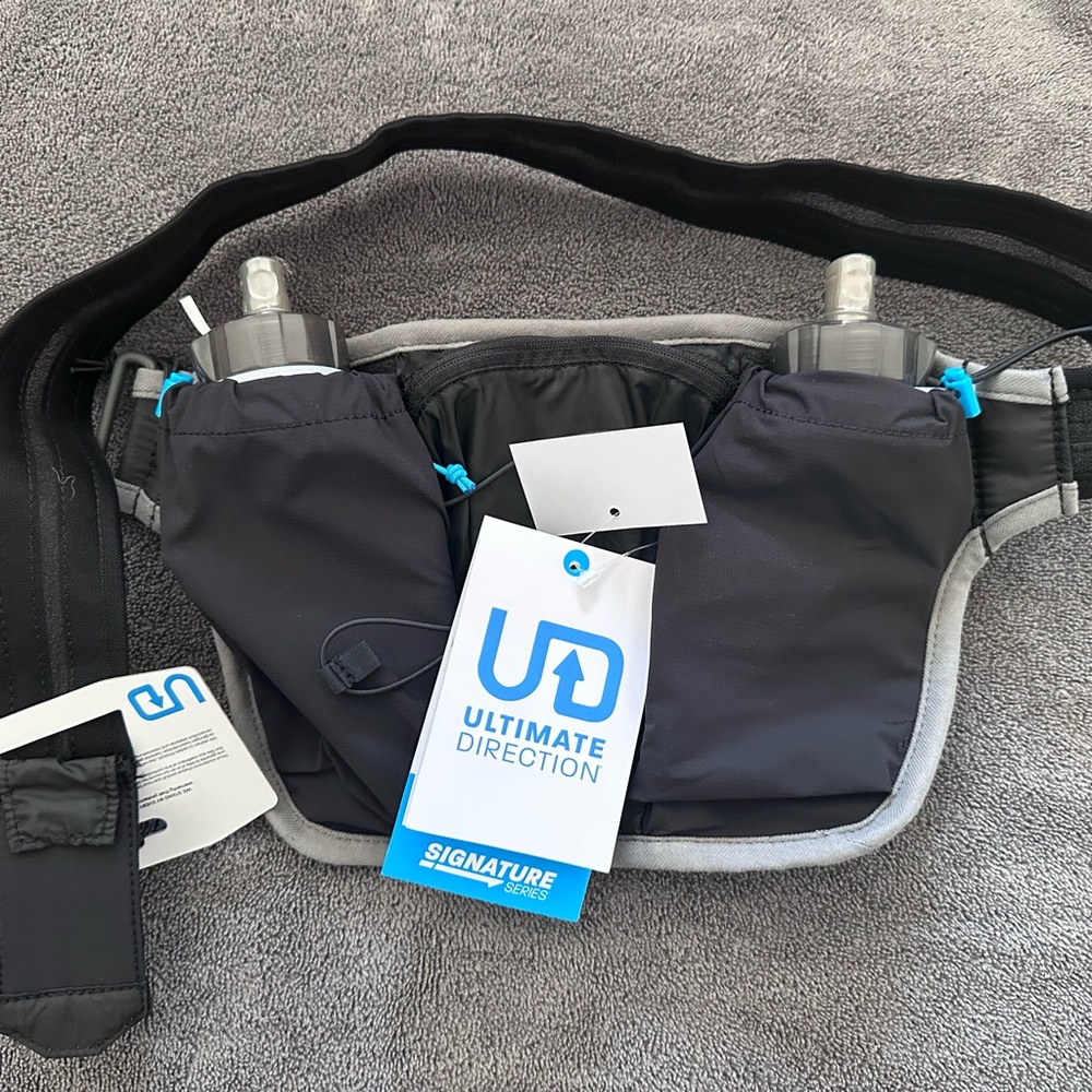 Ultimate Direction Black Waist Pack